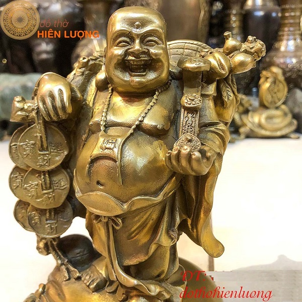 Di Lặc Vác Gậy Như Ý